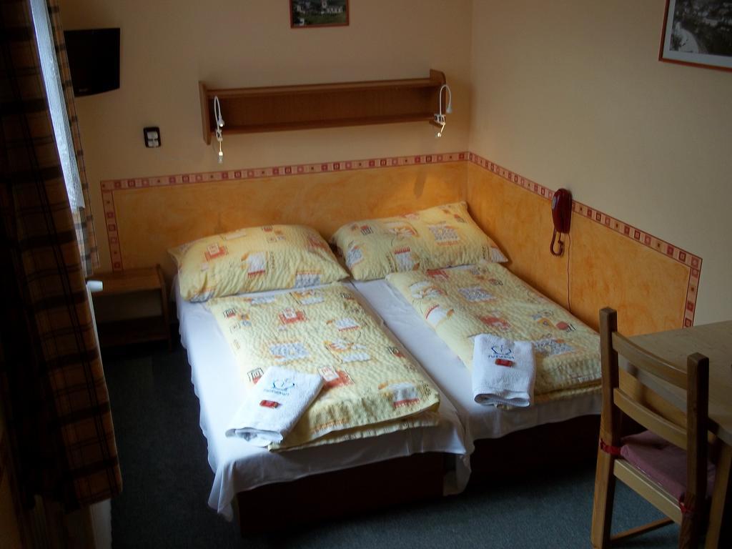 Marianum Jl,S.R.O. Hotell Janske Lazne Rum bild